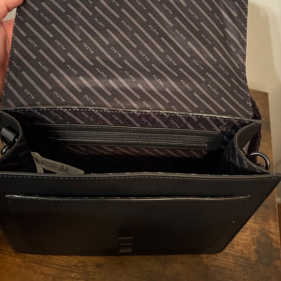 NWT ALDO Black Purse Butterfly/Heart‎ Embossed; Black/White Strawberry Scarf - Picture 9 of 10